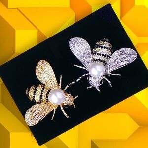 Honey Bee Enamel Pearl Black White Glittery Diamond Wings Bumblebee Bey Brooch